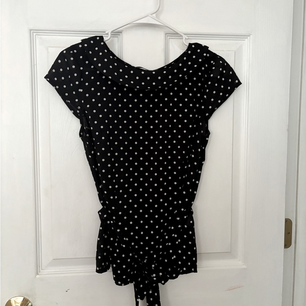 Black blouse w/white polka dots